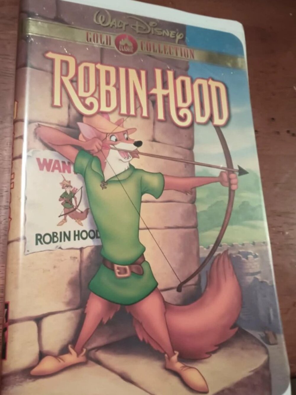 ROBIN HOOD ~Walt Disney VHS~Gold Collection Edition~CLASSIC MOVIE~Like New